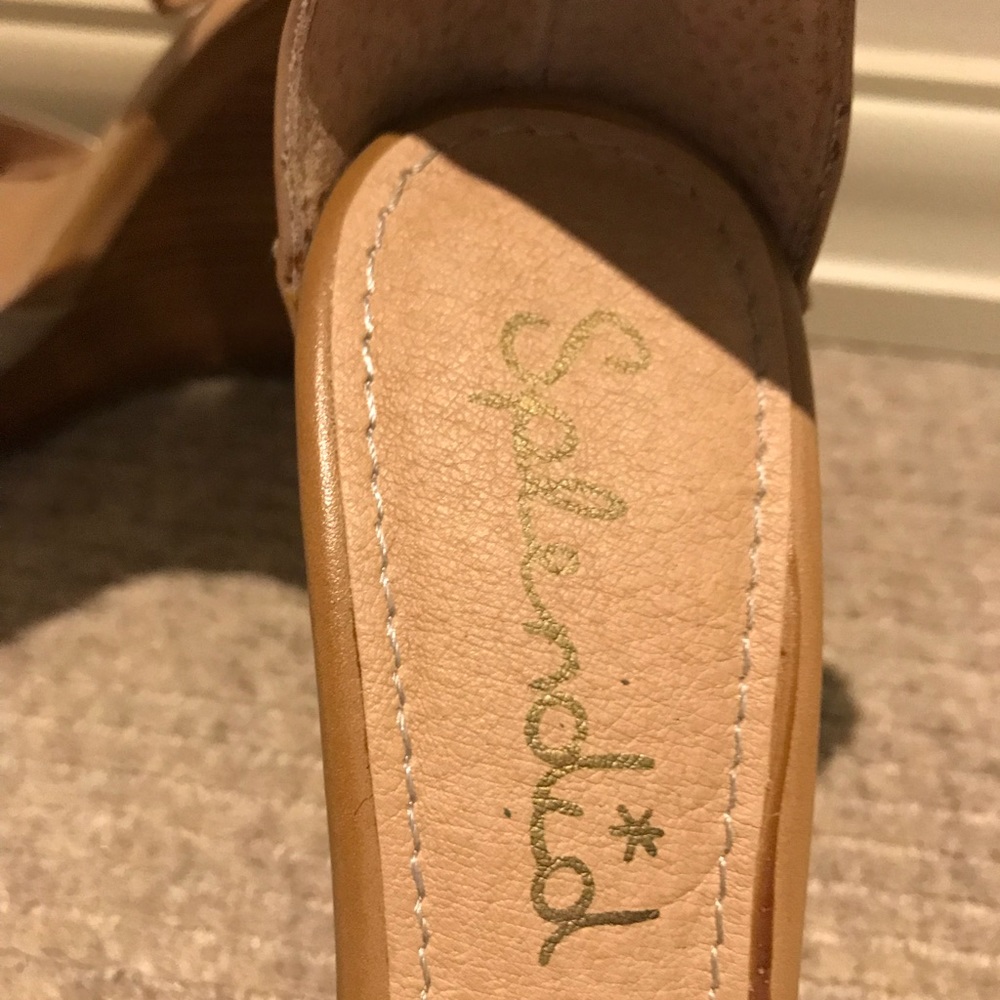 Splendid Wedges - image 3